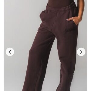 ACTA Women’s Core Sweats